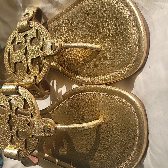 🥰Gold Tory Burch Miller sandals🥰 - Picture 5 of 13